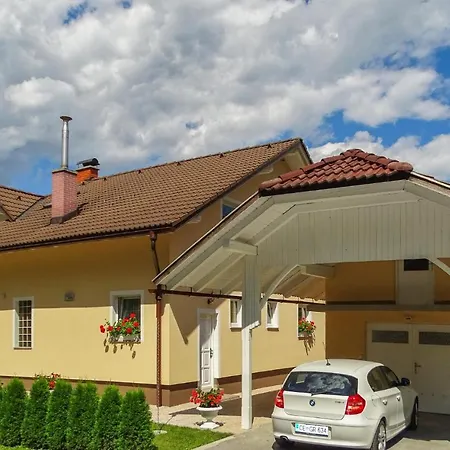 Holiday home Four Bedroom Holiday In *